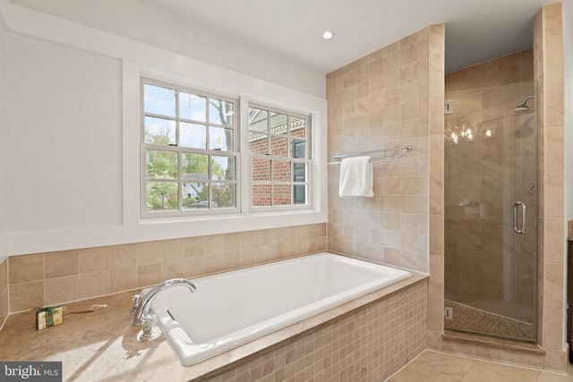 319 KENTUCKY AVE, Alexandria, VA 22305