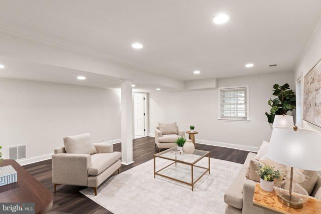 319 KENTUCKY AVE, Alexandria, VA 22305
