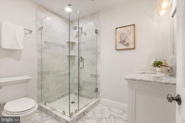 319 KENTUCKY AVE, Alexandria, VA 22305
