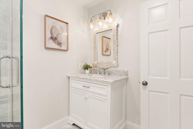 319 KENTUCKY AVE, Alexandria, VA 22305