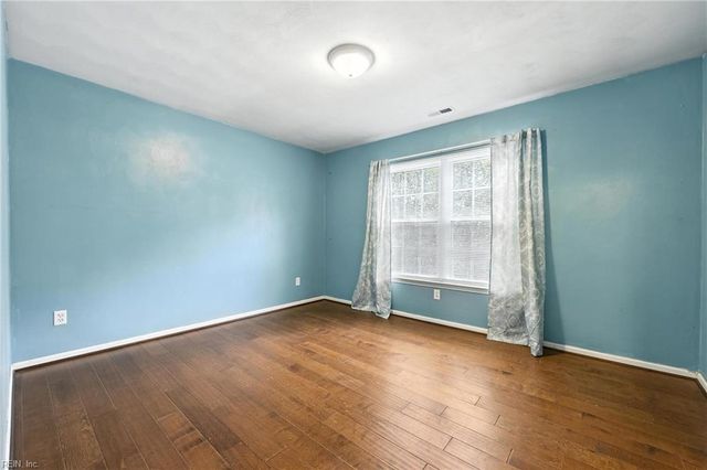 240 Fallawater WAY, Suffolk, VA 23434