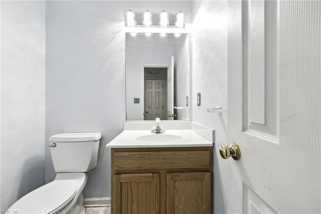 240 Fallawater WAY, Suffolk, VA 23434