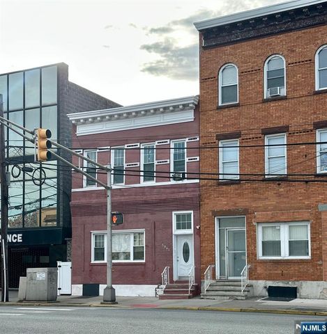 5841 Kennedy Boulevard, North Bergen, NJ 07047