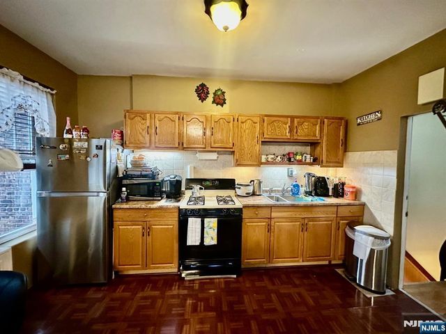 5841 Kennedy Boulevard, North Bergen, NJ 07047