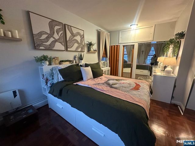 5841 Kennedy Boulevard, North Bergen, NJ 07047