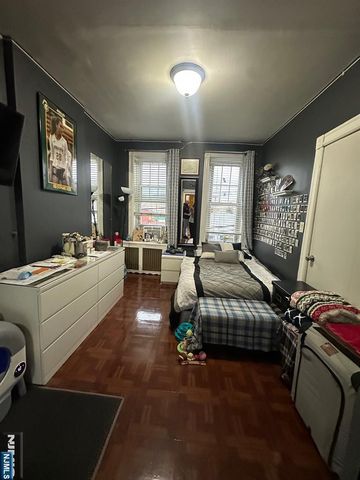 5841 Kennedy Boulevard, North Bergen, NJ 07047