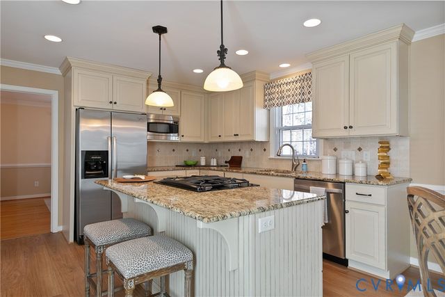 9049 Wyndale Dr, Mechanicsville, VA 23116