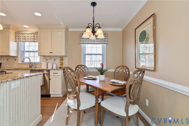 9049 Wyndale Dr, Mechanicsville, VA 23116