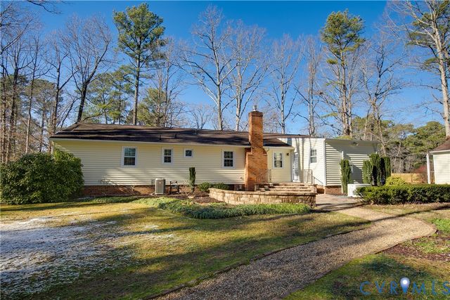 9049 Wyndale Dr, Mechanicsville, VA 23116