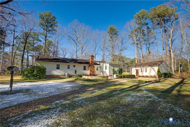 9049 Wyndale Dr, Mechanicsville, VA 23116