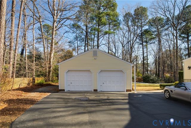 9049 Wyndale Dr, Mechanicsville, VA 23116