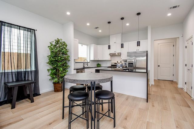 8130 Sunnyhill Street, Houston, TX 77088