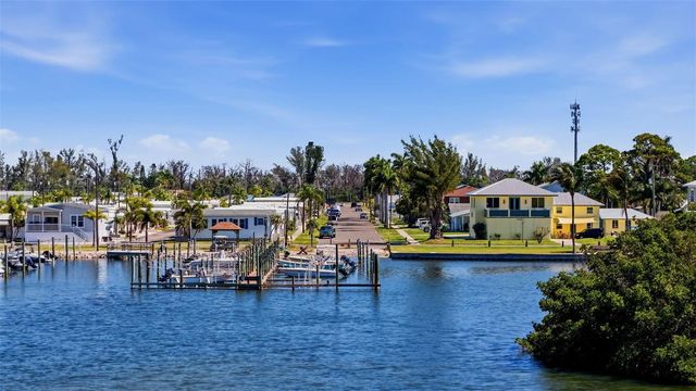 4517 103RD STREET COURT W, Bradenton, FL 34210