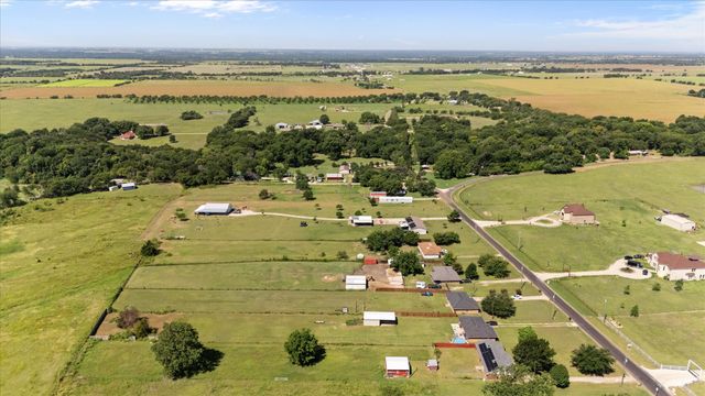 2038 Forreston Road, Waxahachie, TX 75165
