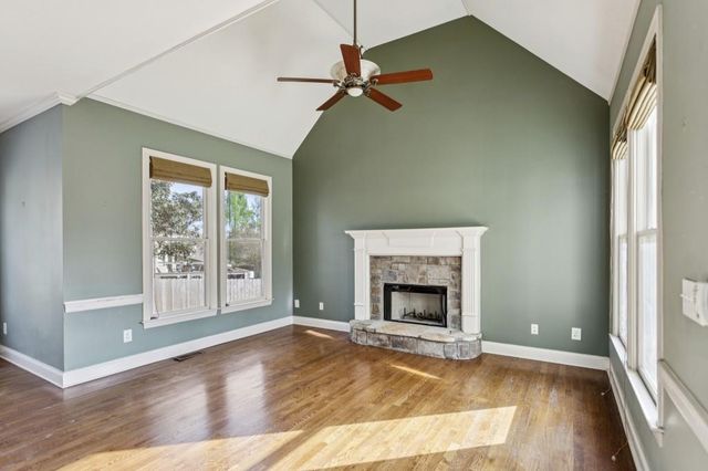 5614 Hollowbrooke Lane, Acworth, GA 30101