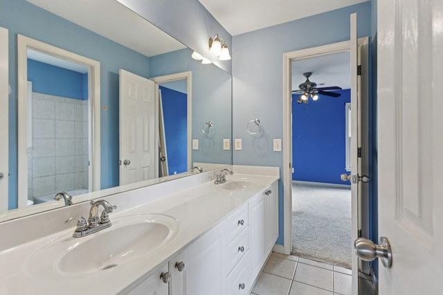 5614 Hollowbrooke Lane, Acworth, GA 30101