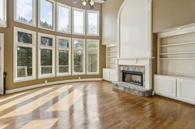 5614 Hollowbrooke Lane, Acworth, GA 30101