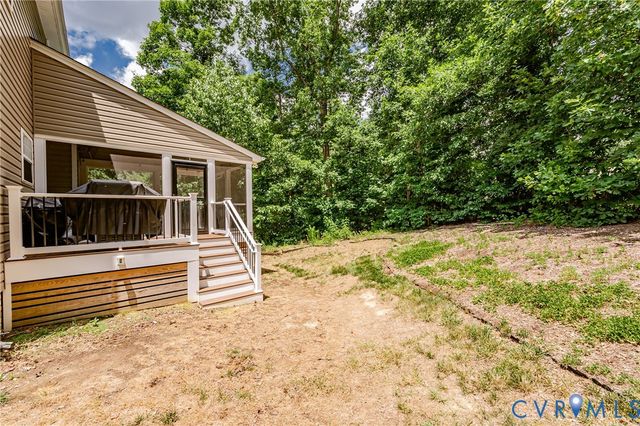 2307 Cascade Meadows Dr, Midlothian, VA 23112