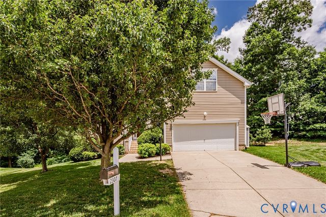 2307 Cascade Meadows Dr, Midlothian, VA 23112