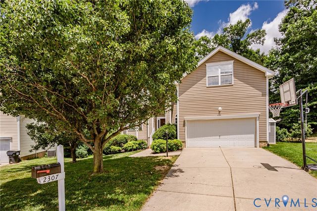 2307 Cascade Meadows Dr, Midlothian, VA 23112