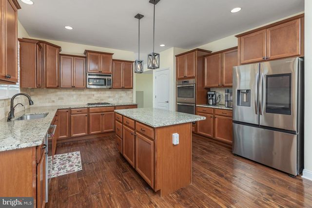 207 MARIA ELENA DR, Mullica Hill, NJ 08062