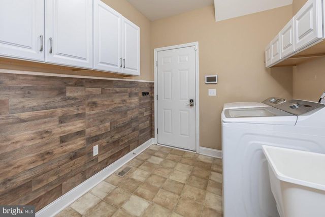 207 MARIA ELENA DR, Mullica Hill, NJ 08062