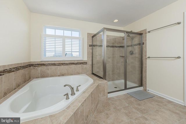 207 MARIA ELENA DR, Mullica Hill, NJ 08062