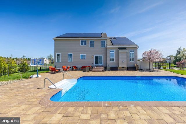 207 MARIA ELENA DR, Mullica Hill, NJ 08062
