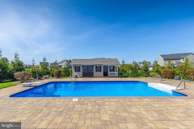 207 MARIA ELENA DR, Mullica Hill, NJ 08062