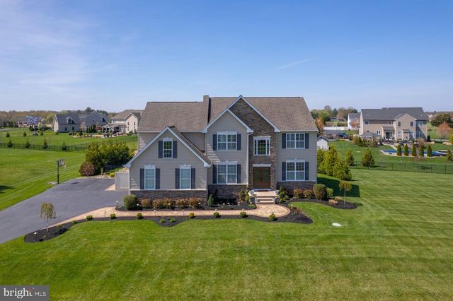 207 MARIA ELENA DR, Mullica Hill, NJ 08062