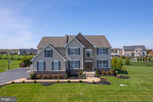 207 MARIA ELENA DR, Mullica Hill, NJ 08062