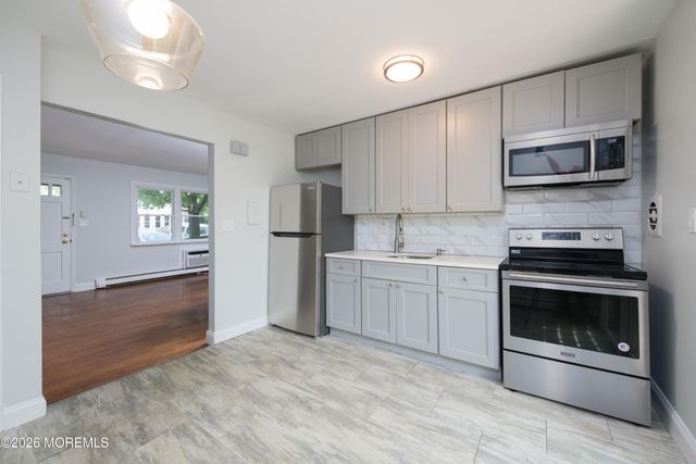 96 East Avenue 33, Atlantic Highlands, NJ 07716