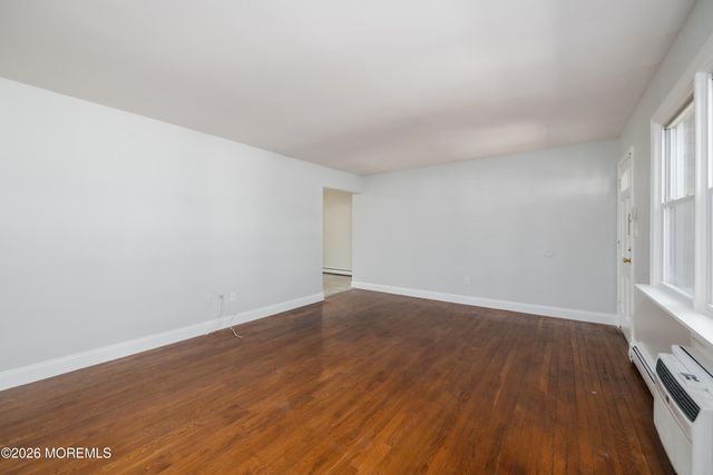 96 East Avenue 33, Atlantic Highlands, NJ 07716