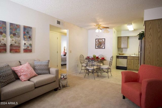8450 N 67th Avenue 1, Glendale, AZ 85302
