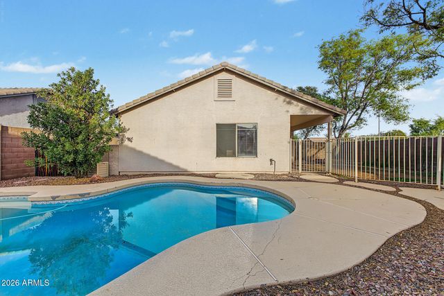 22462 N 107th Drive, Sun City, AZ 85373