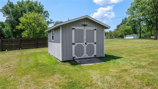 6186 Stone Road, Hudson, OH 44236