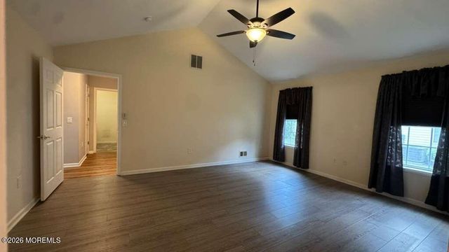 38 Morning Glory Lane, Lakewood, NJ 08701