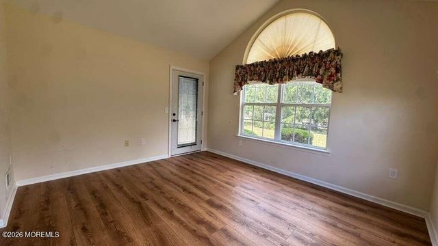 38 Morning Glory Lane, Lakewood, NJ 08701