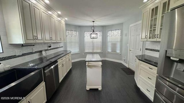 38 Morning Glory Lane, Lakewood, NJ 08701