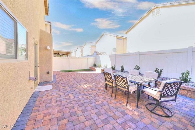 6512 Chettle House Lane, Las Vegas, NV 89122