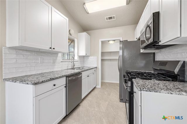 1406 Ashley Drive, Nolanville, TX 76559