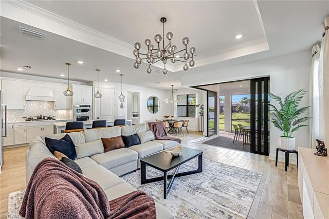 20530 Pebble Glen DR, Estero, FL 33928