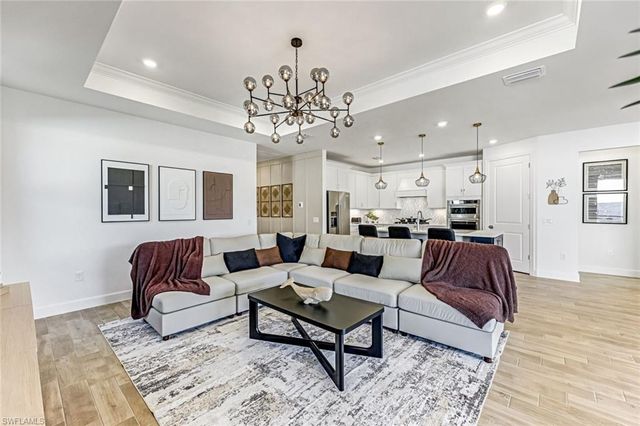 20530 Pebble Glen DR, Estero, FL 33928