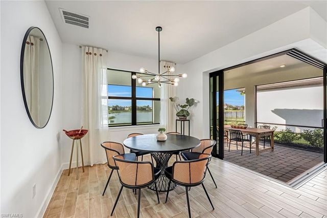 20530 Pebble Glen DR, Estero, FL 33928