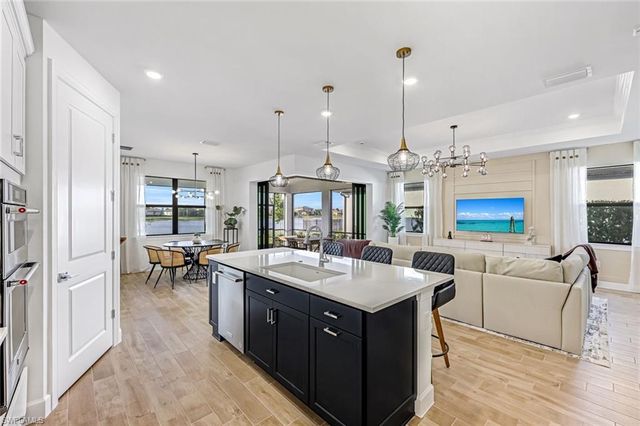 20530 Pebble Glen DR, Estero, FL 33928