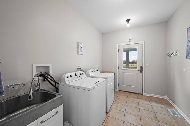 9119 Riley Road, Marengo, IL 60152