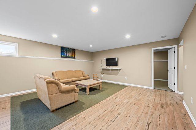 9119 Riley Road, Marengo, IL 60152