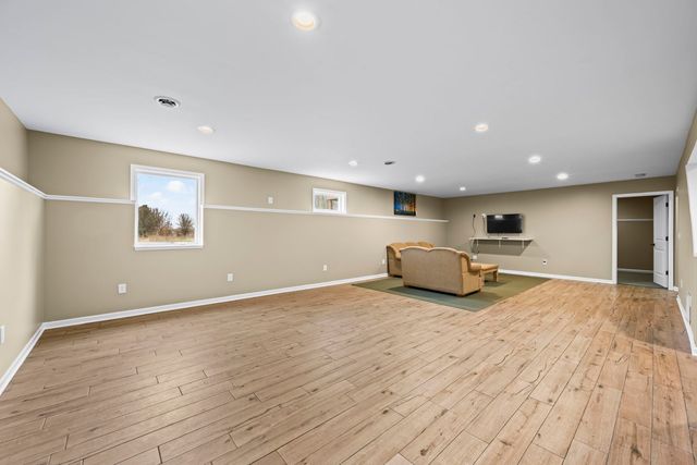 9119 Riley Road, Marengo, IL 60152