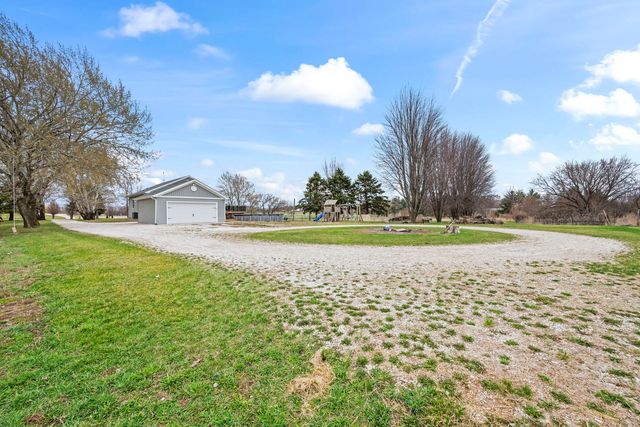 9119 Riley Road, Marengo, IL 60152