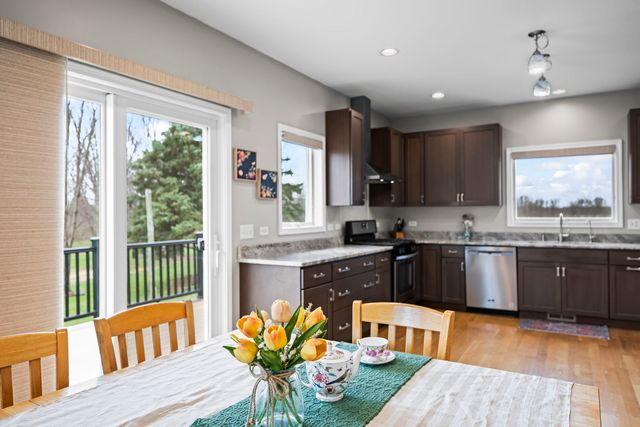 9119 Riley Road, Marengo, IL 60152